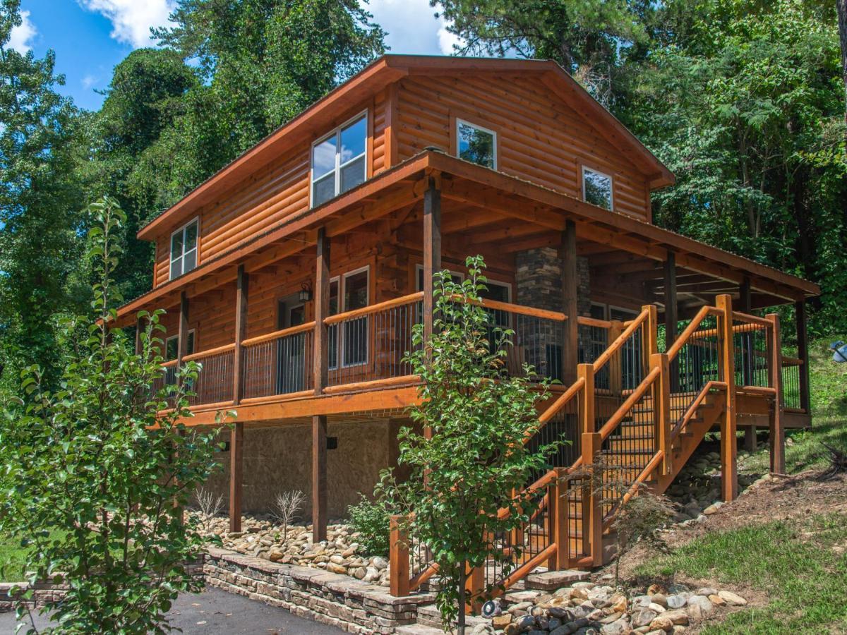 Woodland Escape Villa Pigeon Forge Exterior photo