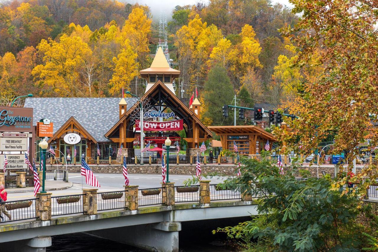 Woodland Escape Villa Pigeon Forge Exterior photo