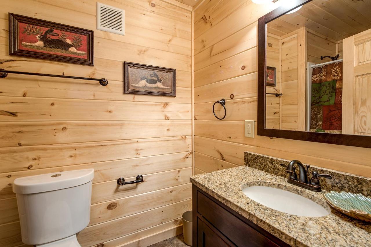 Woodland Escape Villa Pigeon Forge Exterior photo